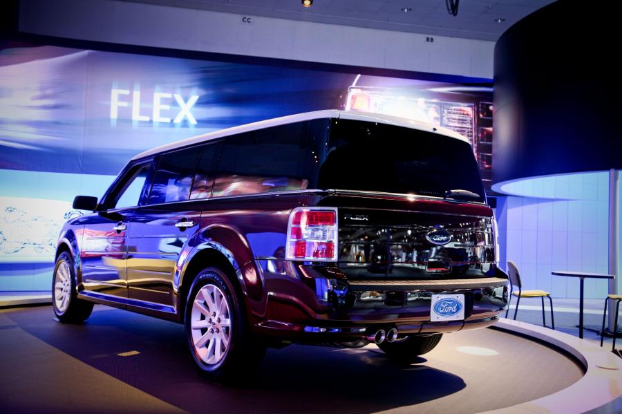  Ford Flex 2008 года  (фото 112 из 142)